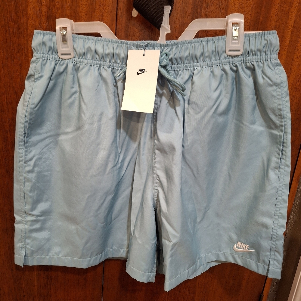 Nike Club Men's Woven Flow Shorts MEDIUM Blue